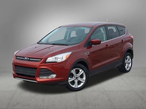 Used 2016 Ford Escape SE image 1
