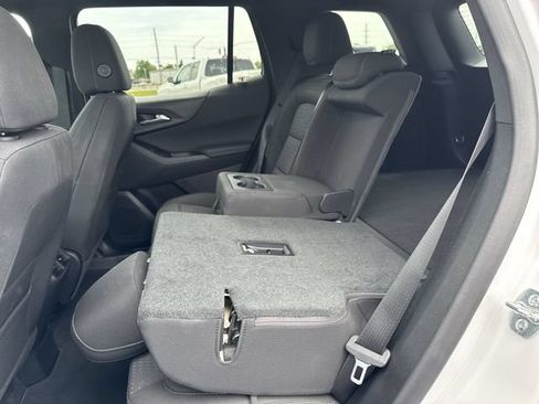 Used 2026 Chevrolet Equinox LT FWD image 14