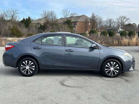 Used 2016 Toyota Corolla LE image 2