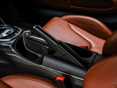 Used 2010 Audi R8 V10 image 68