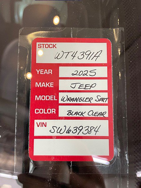 Used 2025 Jeep Wrangler Unlimited Sport AWD/4WD image 26