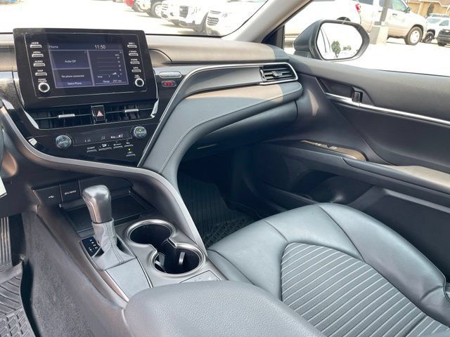 Used 2024 Toyota Camry SE FWD image 18