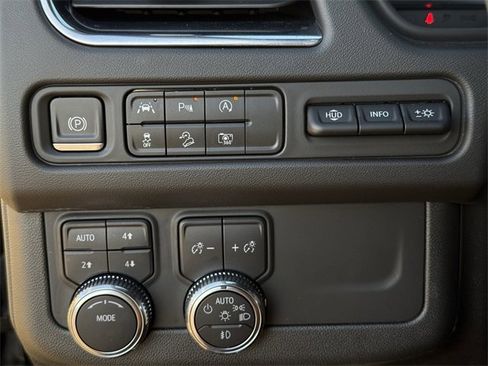 Certified 2024 GMC Yukon AT4 w/ Technology Package image 26