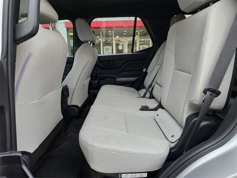 Used 2025 Toyota 4Runner SR5 image 12