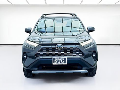 Used 2022 Toyota RAV4 Limited image 2