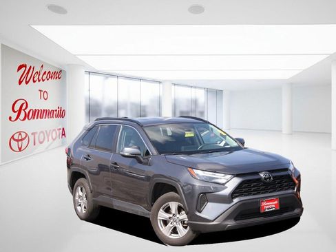 Used 2025 Toyota RAV4 XLE w/ Weather Package AWD/4WD image 2