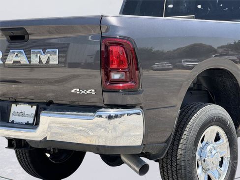 Used 2025 RAM 2500 Tradesman AWD/4WD image 10