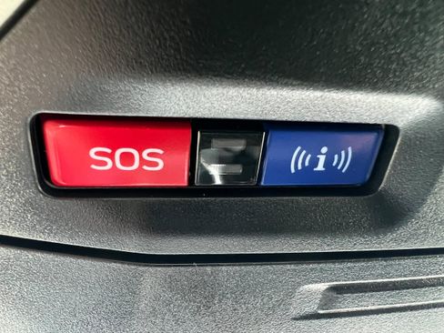 Certified 2025 Subaru Legacy Premium AWD/4WD image 19
