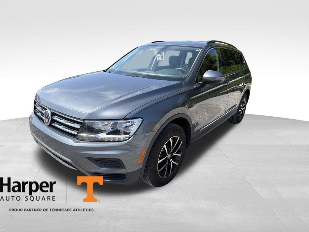 Used 2021 Volkswagen Tiguan SE FWD image 1