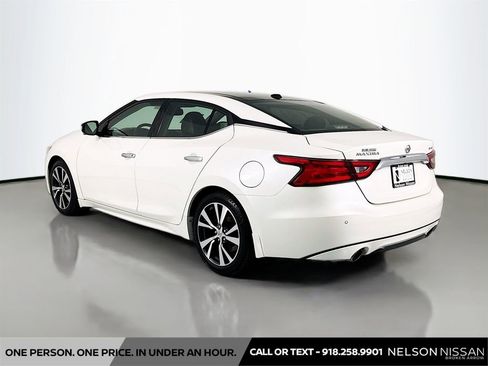 Used 2017 Nissan Maxima Platinum FWD image 7