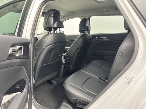 Used 2024 Kia Sportage EX AWD/4WD image 29