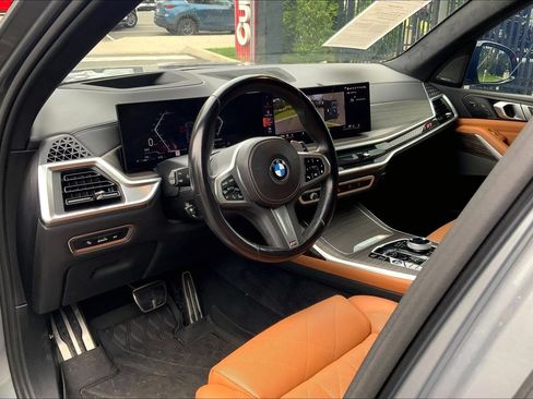 Used 2024 BMW X7 xDrive40i w/ Executive Package AWD/4WD image 17