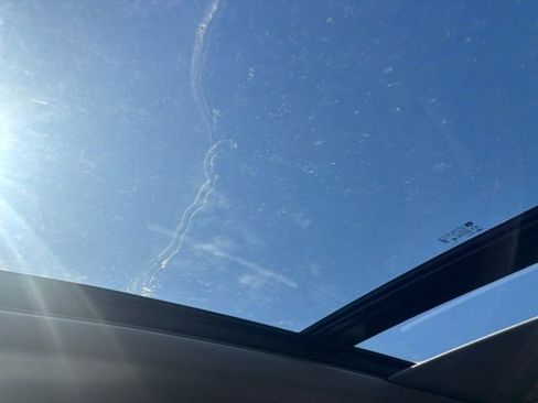 Used 2024 Chevrolet Equinox LT image 14