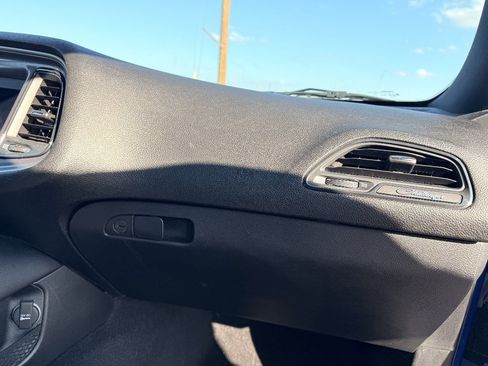 Used 2022 Dodge Challenger SXT w/ Blacktop Package image 11