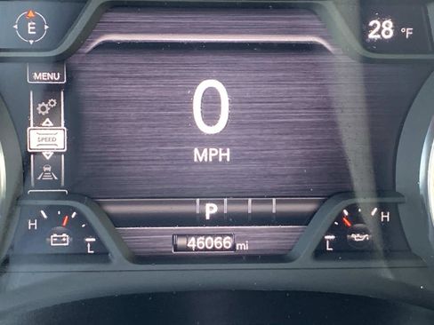 Certified 2025 RAM 1500 Laramie image 28