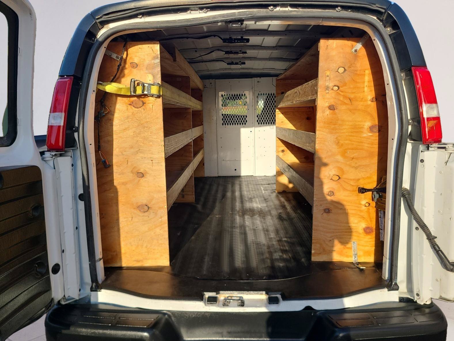 Used 2021 Chevrolet Express 2500 Extended w/ Driver Convenience Package RWD image 17