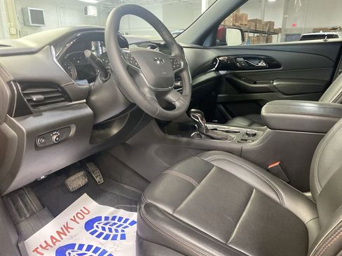 Used 2022 Chevrolet Traverse RS image 14