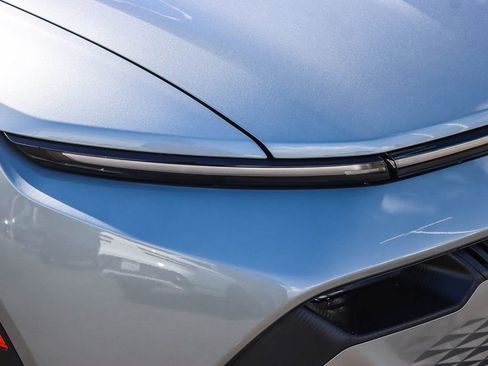 Used 2026 Chevrolet Equinox EV LT image 7