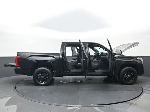 Used 2026 Toyota Tundra SR AWD/4WD image 31