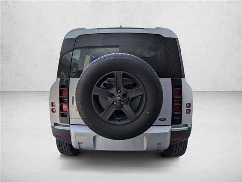 Used 2023 Land Rover Defender 110 AWD/4WD image 6