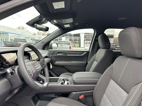 New 2026 GMC Acadia Elevation image 12