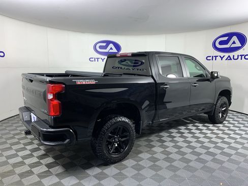 Used 2021 Chevrolet Silverado 1500 Custom Trail Boss w/ Safety Confidence Package AWD/4WD image 3