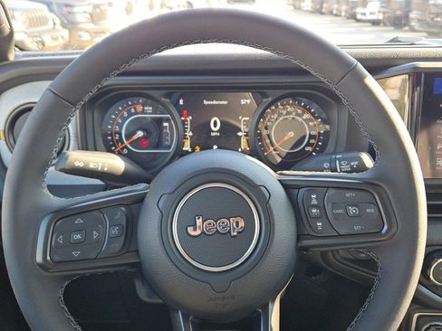 New 2026 Jeep Gladiator Sport image 34