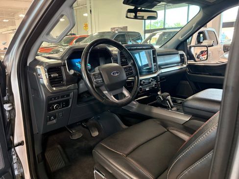 Used 2023 Ford F150 Lariat AWD/4WD image 9