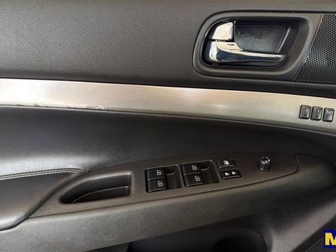 Used 2010 INFINITI G37 Journey w/ Premium Pkg RWD image 11