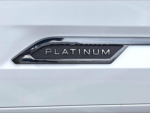 Used 2025 Toyota Sequoia Platinum AWD/4WD image 24