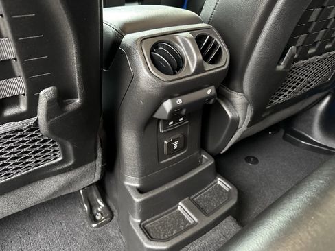 Used 2021 Jeep Wrangler Unlimited Rubicon 4xe w/ Steel Bumper Group image 30