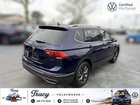 Certified 2023 Volkswagen Tiguan SE w/ Panoramic Sunroof Package AWD/4WD image 7