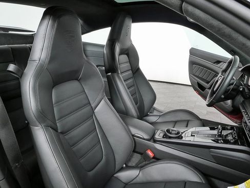 New 2026 Porsche 911 Carrera GTS image 21