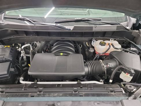 Used 2025 Chevrolet Silverado 1500 LT w/ Convenience Package II image 24