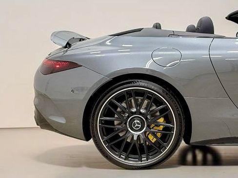 Used 2022 Mercedes-Benz SL 63 AMG 4MATIC image 12