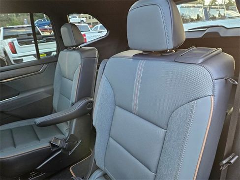 New 2026 GMC Acadia AT4 image 16
