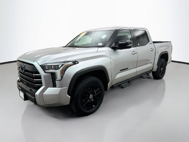 Used 2024 Toyota Tundra Limited AWD/4WD image 3
