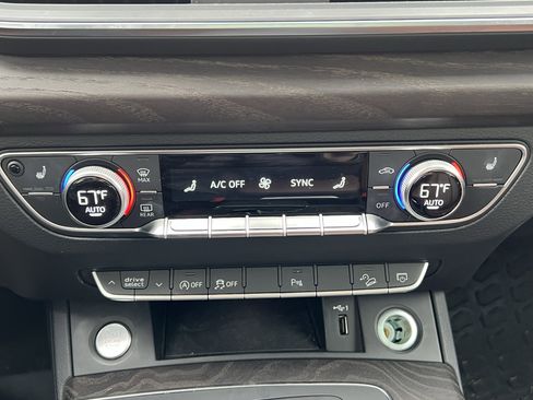 Used 2018 Audi Q5 2.0T Premium Plus w/ Premium Plus Package image 30