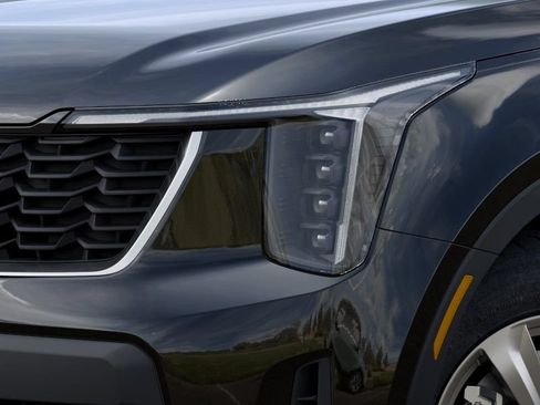 New 2026 Kia Sorento LX FWD image 11