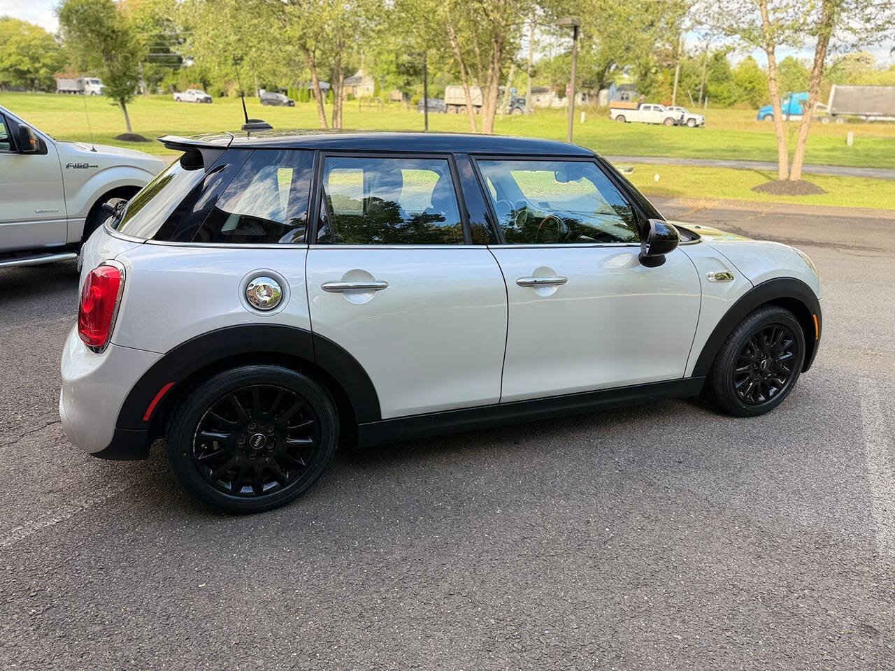 Used 2016 MINI Cooper S FWD image 5