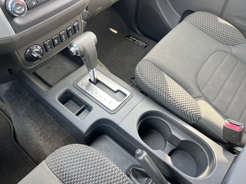 Used 2016 Nissan Frontier PRO-4X AWD/4WD image 26