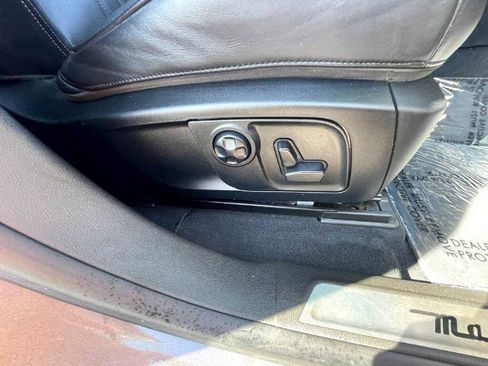 Used 2019 Maserati Levante S GranSport image 24