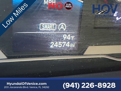 Certified 2024 Hyundai Tucson SEL FWD image 28