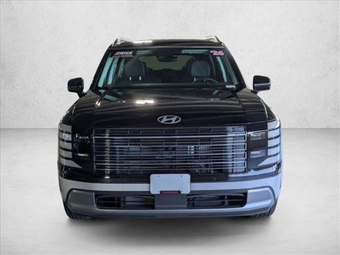 Used 2026 Hyundai Palisade SEL Premium FWD image 2