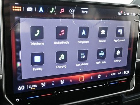 New 2025 Volkswagen ID. Buzz Pro S image 17