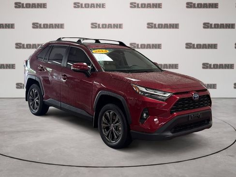 Used 2024 Toyota RAV4 XLE Premium AWD/4WD image 7