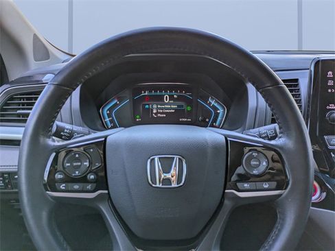 Certified 2022 Honda Odyssey Touring image 32