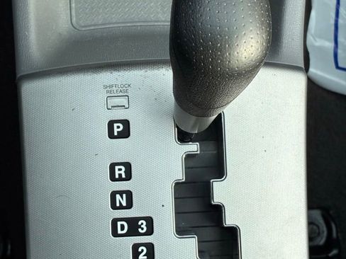 Used 2008 Hyundai Elantra GLS image 32