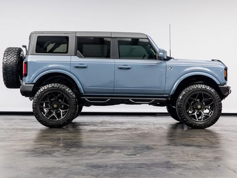 Used 2023 Ford Bronco Outer Banks AWD/4WD image 21