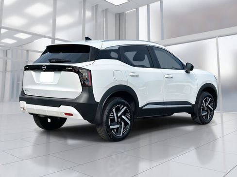 New 2026 Nissan Kicks SV FWD image 4